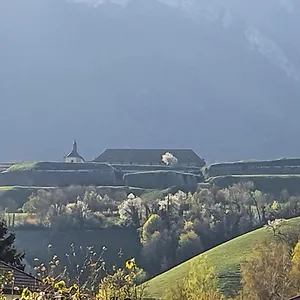 https://appartement-entre-lacs-et-montagnes-1-a-7-personnes-80-m2.hotels-rhonealpes.com